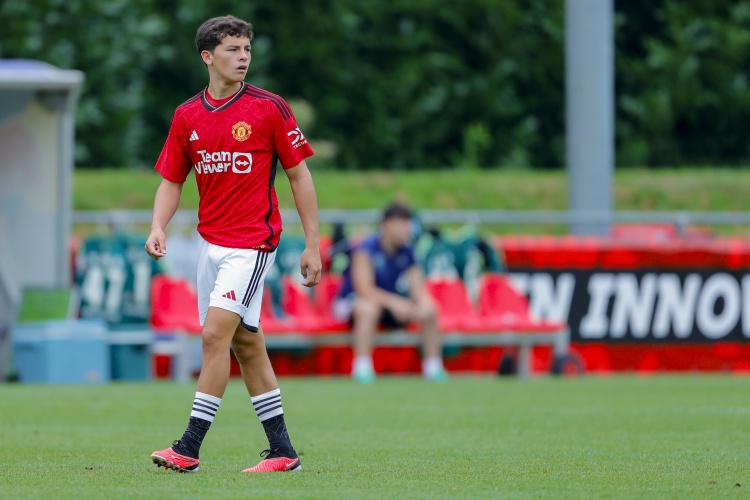 注册领彩金-布莱克莫尔：卡里克应多启用莱西，不能因为年龄小就不用他