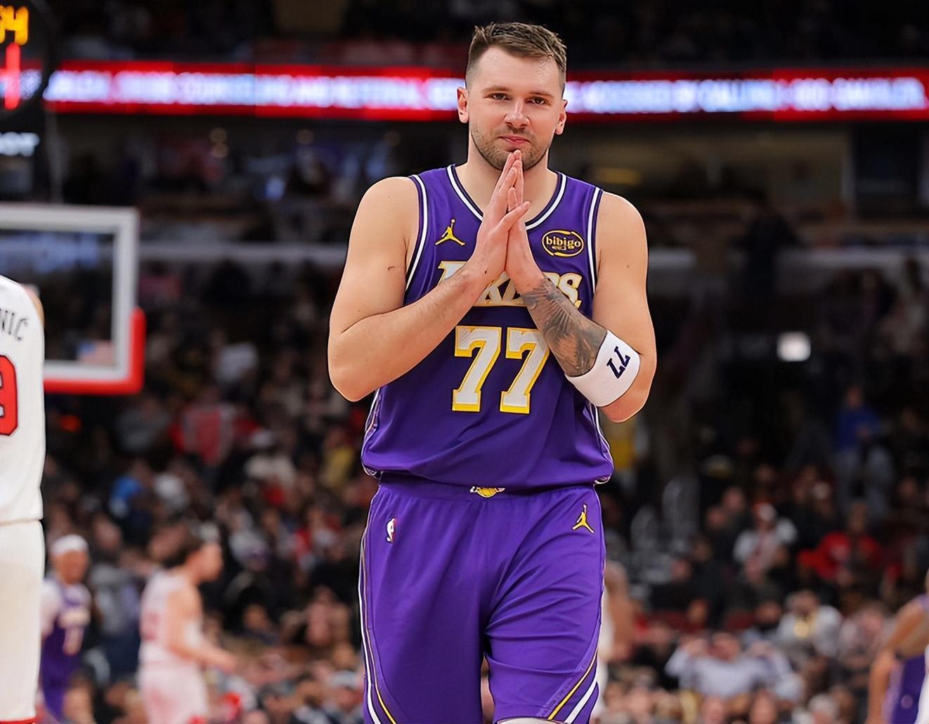 注册领彩金-46分7板11助8记三分球！卢卡一战刷爆多项NBA纪录，湖人赢麻了