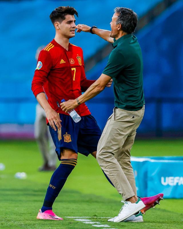 1624156383451008685.jpg 3.jpg